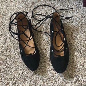 Lace up black Nine West ballet flat
